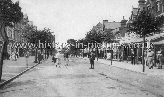 Pier Avenue, Clacton on Sea, Essex. c.1915